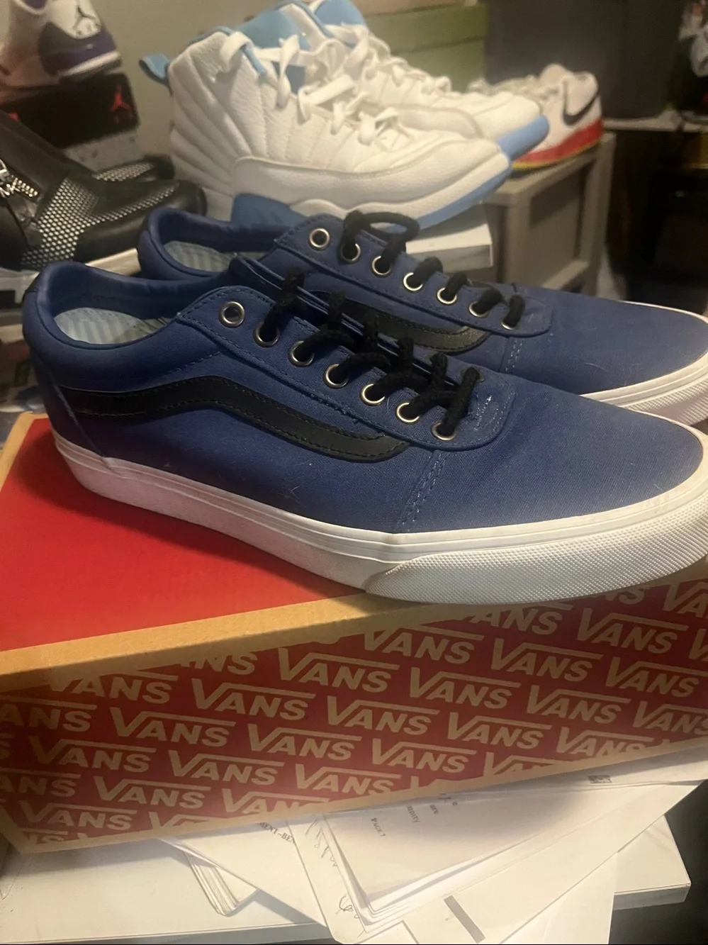 Vans low top